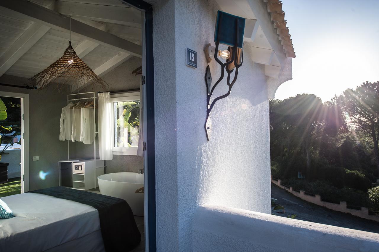 Boutique Hotel Capo Blu Santa Margherita di Pula Eksteriør billede