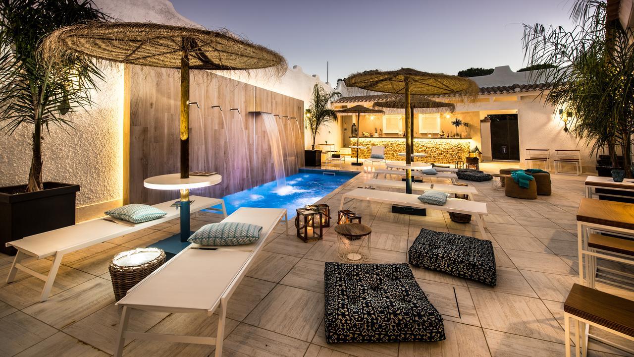 Boutique Hotel Capo Blu Santa Margherita di Pula Eksteriør billede